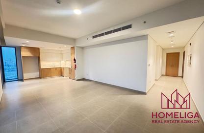 Apartment - 3 Bedrooms - 4 Bathrooms for sale in Seagate Building 1 - Seagate - Mina Rashid - Dubai
