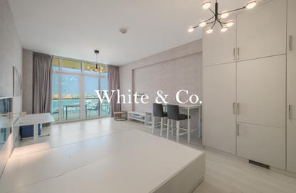 Apartment - Studio - 1 Bathroom for rent in Palm Views East - Palm Views - Palm Jumeirah - Dubai