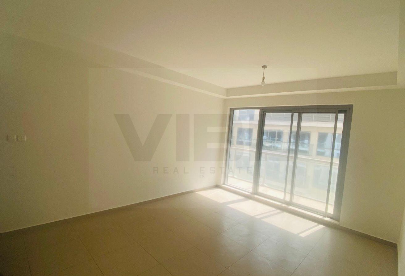 Island Living 1BR | Vacant | Pacific