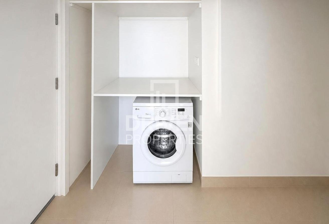 Stunning Sea View | High Floor with Maid's Room photo 8