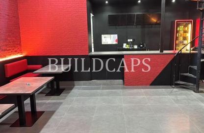 Shop - Studio - 1 Bathroom for rent in Oxford Tower - Business Bay - Dubai