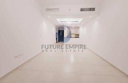 Apartment - 1 Bedroom - 2 Bathrooms for rent in Airport View Building - Al Garhoud - Dubai