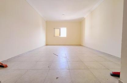 Apartment - Studio - 1 for rent in Fire Station Road - Muwaileh - Sharjah