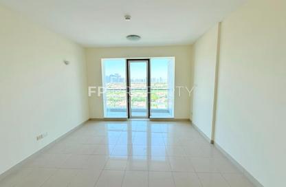 Apartment - 1 Bedroom - 2 Bathrooms for rent in Cricket Tower - Dubai Sports City - Dubai