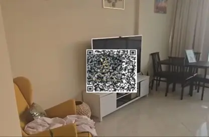 شقة - غرفة نوم - 2 حمامات للبيع في أورينت تاور 1 - أورينت تاور - البستان - عجمان