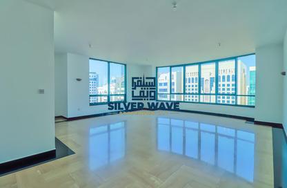 Apartment - 3 - 4 for rent in Liwa Centre Towers - Hamdan Street - Abu Dhabi