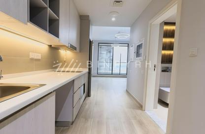 Apartment - Studio - 1 Bathroom for rent in Century Tower - Business Bay - Dubai