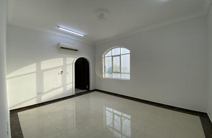 Villa - 5 Bedrooms - 6 Bathrooms for rent in Al Bateen - Al Ain