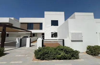 Villa - 5 Bedrooms - 6 Bathrooms for sale in Noya Luma - Noya - Yas Island - Abu Dhabi