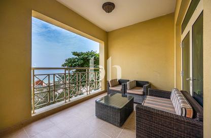 Apartment - 2 Bedrooms - 3 Bathrooms for sale in Al Msalli - Shoreline Apartments - Palm Jumeirah - Dubai