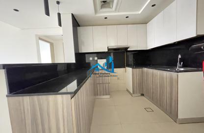Apartment - 2 - 3 for rent in Bin Suloom Building - Al Jaddaf - Dubai