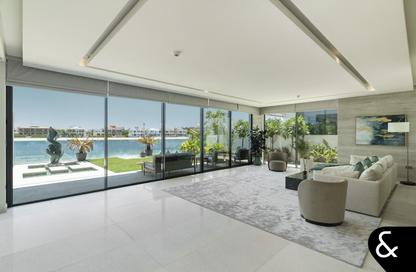 Villa - 5 Bedrooms - 6 Bathrooms for sale in Signature Villas Frond G - Signature Villas - Palm Jumeirah - Dubai