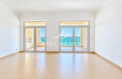 Apartment - 2 - 4 for rent in Al Basri - Shoreline Apartments - Palm Jumeirah - Dubai
