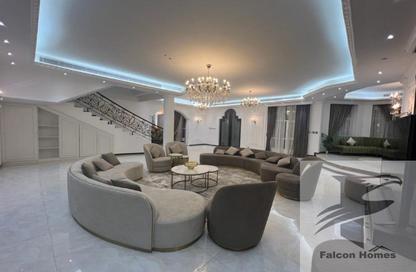 Villa - 5 Bedrooms - 6 Bathrooms for rent in Nad Al Sheba 4 - Nad Al Sheba - Dubai Villa - 5 Bedrooms - 6 Bathrooms for rent in Nad Al Sheba 4 - Nad Al Sheba - Dubai