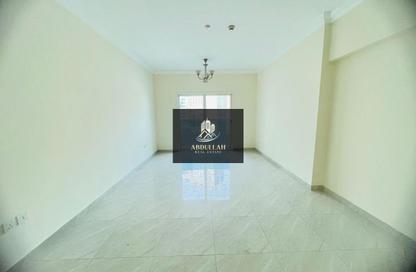 Apartment - 2 Bedrooms - 2 Bathrooms for rent in Al Wahda Building - Al Majaz 2 - Al Majaz - Sharjah