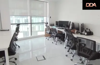 مكتب - استوديو - 1 حمام للايجار في برج ريجال - الخليج التجاري - دبي