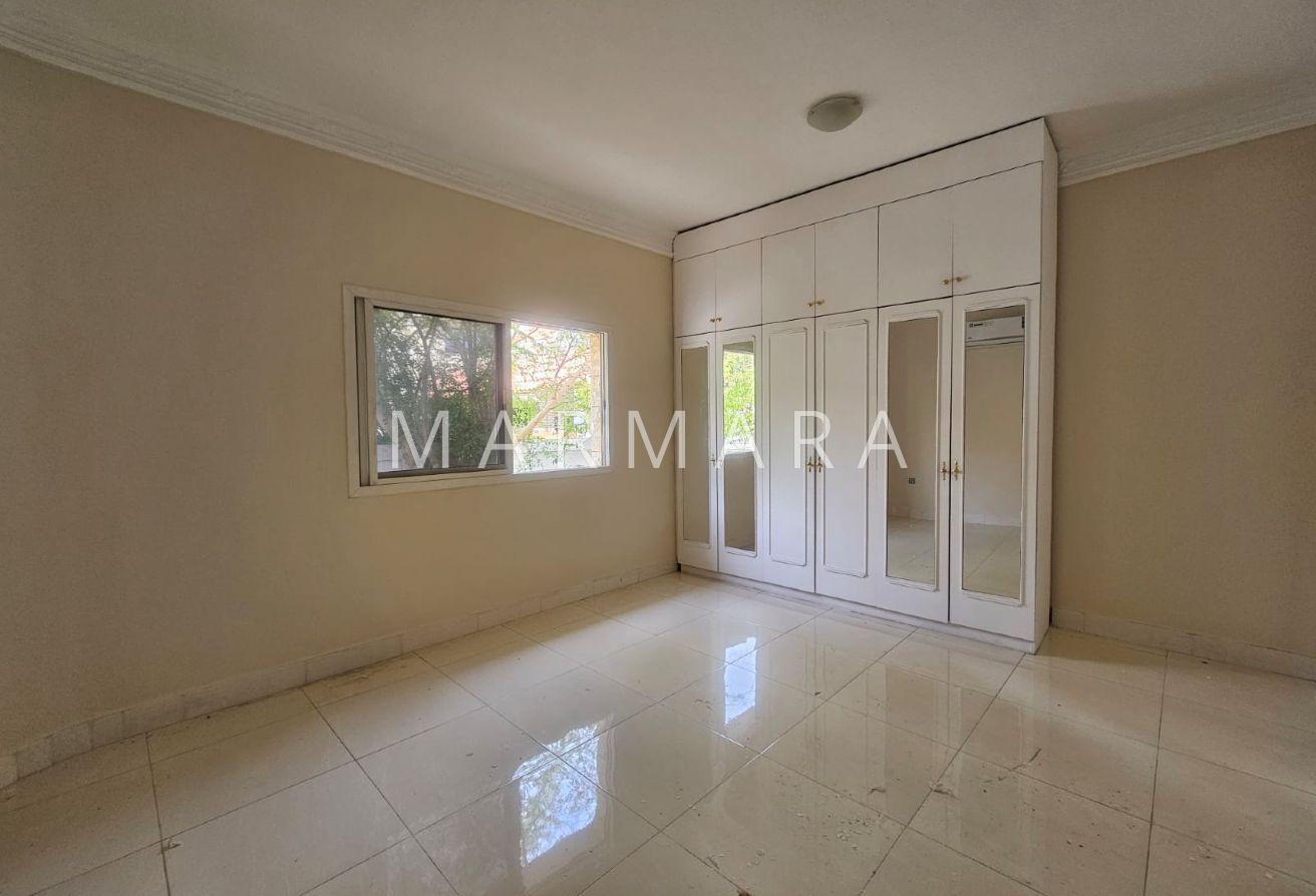 Spacious Compound villa | Prime Location | Vacant photo 14