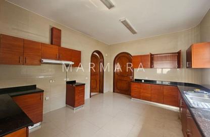 Villa - 5 - 5 for rent in Umm Suqeim 2 Villas - Umm Suqeim 2 - Umm Suqeim - Dubai