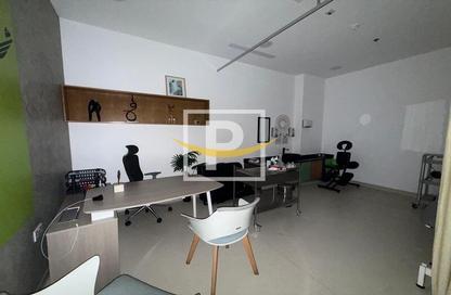Retail - Studio - 1 for rent in Al Hudaiba Mall - Al Hudaiba - Bur Dubai - Dubai