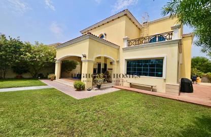 Villa - 4 Bedrooms - 5 Bathrooms for rent in District 4 - Jumeirah Park - Dubai