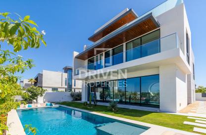 Villa - 5 Bedrooms - 6 Bathrooms for sale in La Mer South Island - La Mer - Jumeirah - Dubai