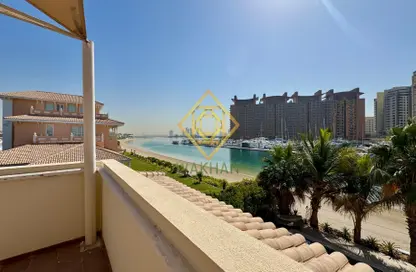 Villa - 6 Bedrooms - 7 Bathrooms for rent in Signature Villas Frond A - Signature Villas - Palm Jumeirah - Dubai