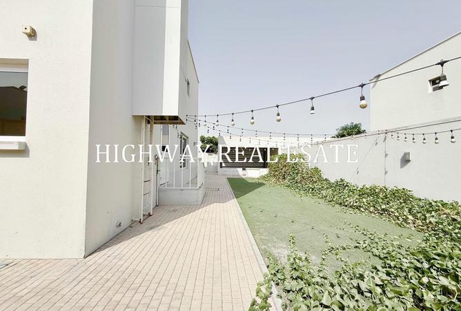 124727150 - Property Image 3