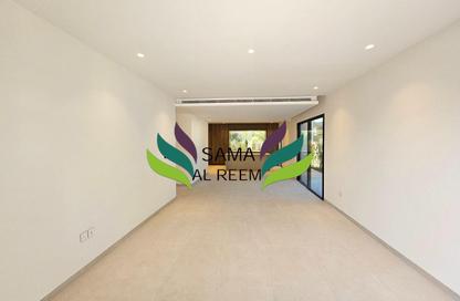 Villa - 5 Bedrooms - 5 Bathrooms for rent in Jumeirah 1 Villas - Jumeirah 1 - Jumeirah - Dubai