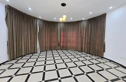 Villa - 3 Bedrooms - 5 Bathrooms for rent in Al Rahmaniya 3 - Al Rahmaniya - Sharjah
