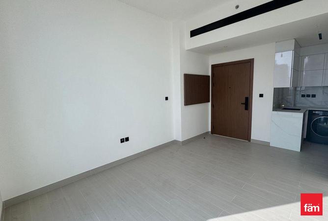 83212000 - صورة العقار 2