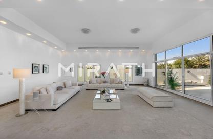 Villa - 5 Bedrooms - 6 Bathrooms for rent in Al Barsha South 1 - Al Barsha South - Al Barsha - Dubai Villa - 5 Bedrooms - 6 Bathrooms for rent in Al Barsha South 1 - Al Barsha South - Al Barsha - Dubai