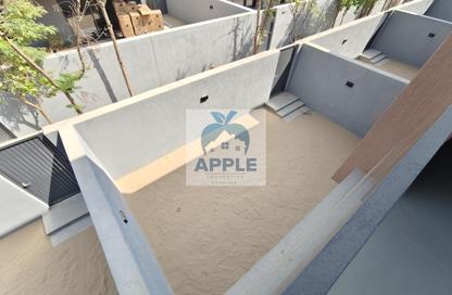 Villa - 4 - 5 for rent in Saro - Masaar - Tilal City - Sharjah