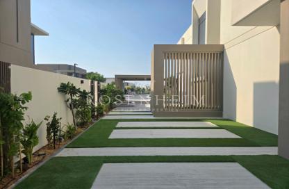 Villa - 4 - 5 for rent in Jebel Ali Village Villas - Jebel Ali Village - Jebel Ali - Dubai