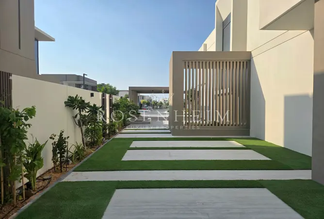 156002683 - Property Image 2