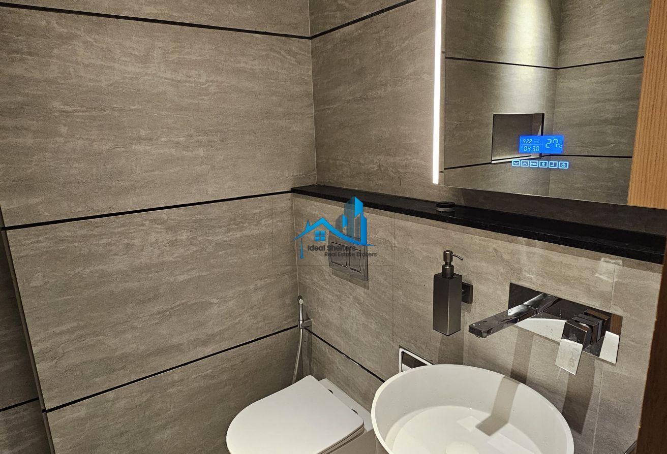 Premium Quality| Big Size| Fully Furnished| 4 Chqs photo 13
