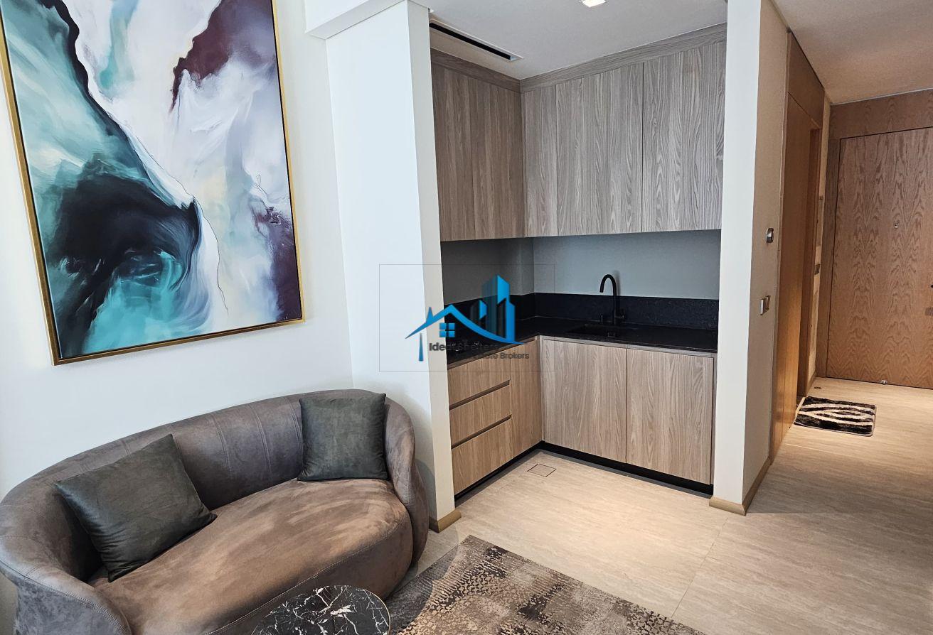 Premium Quality| Big Size| Fully Furnished| 4 Chqs photo 10
