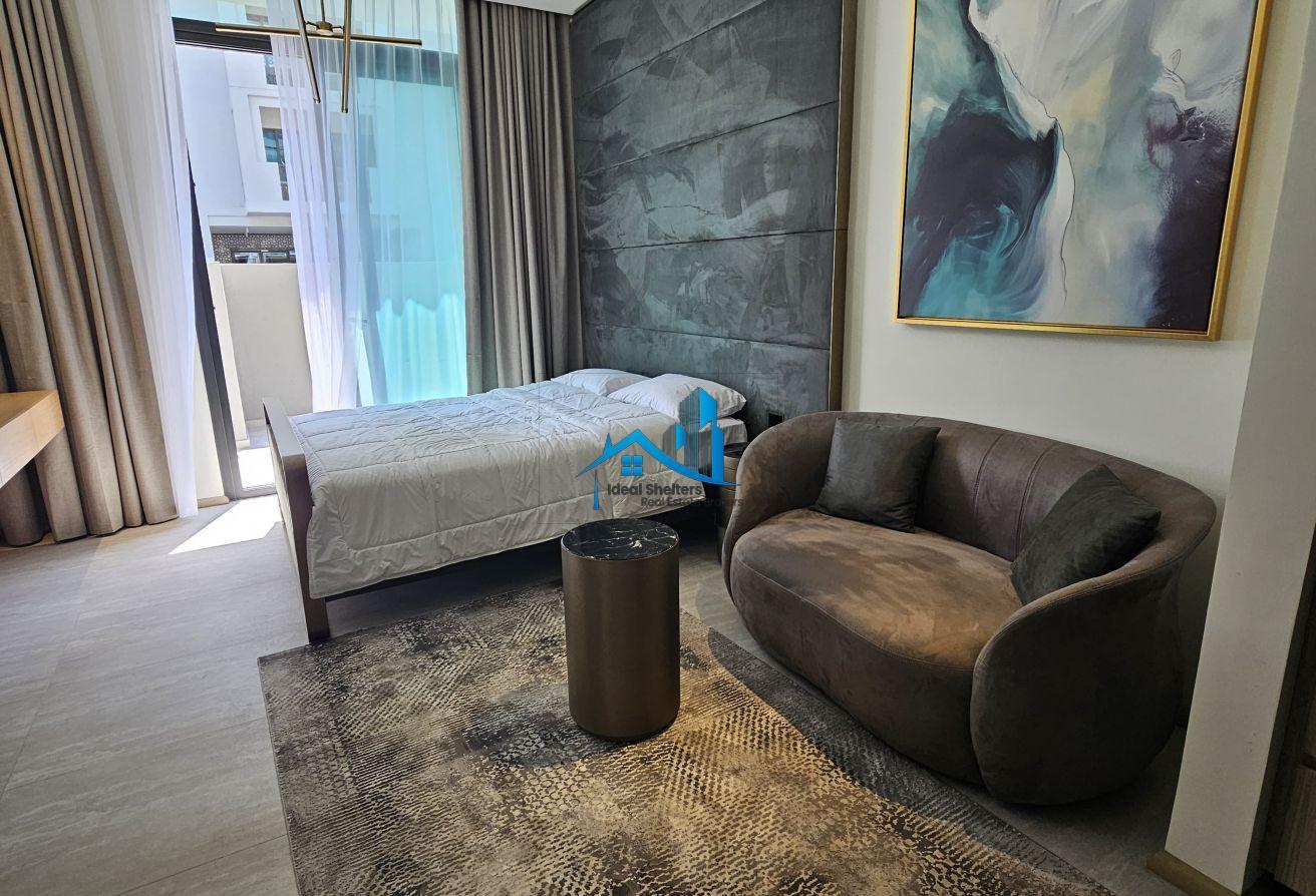 Premium Quality| Big Size| Fully Furnished| 4 Chqs photo 2
