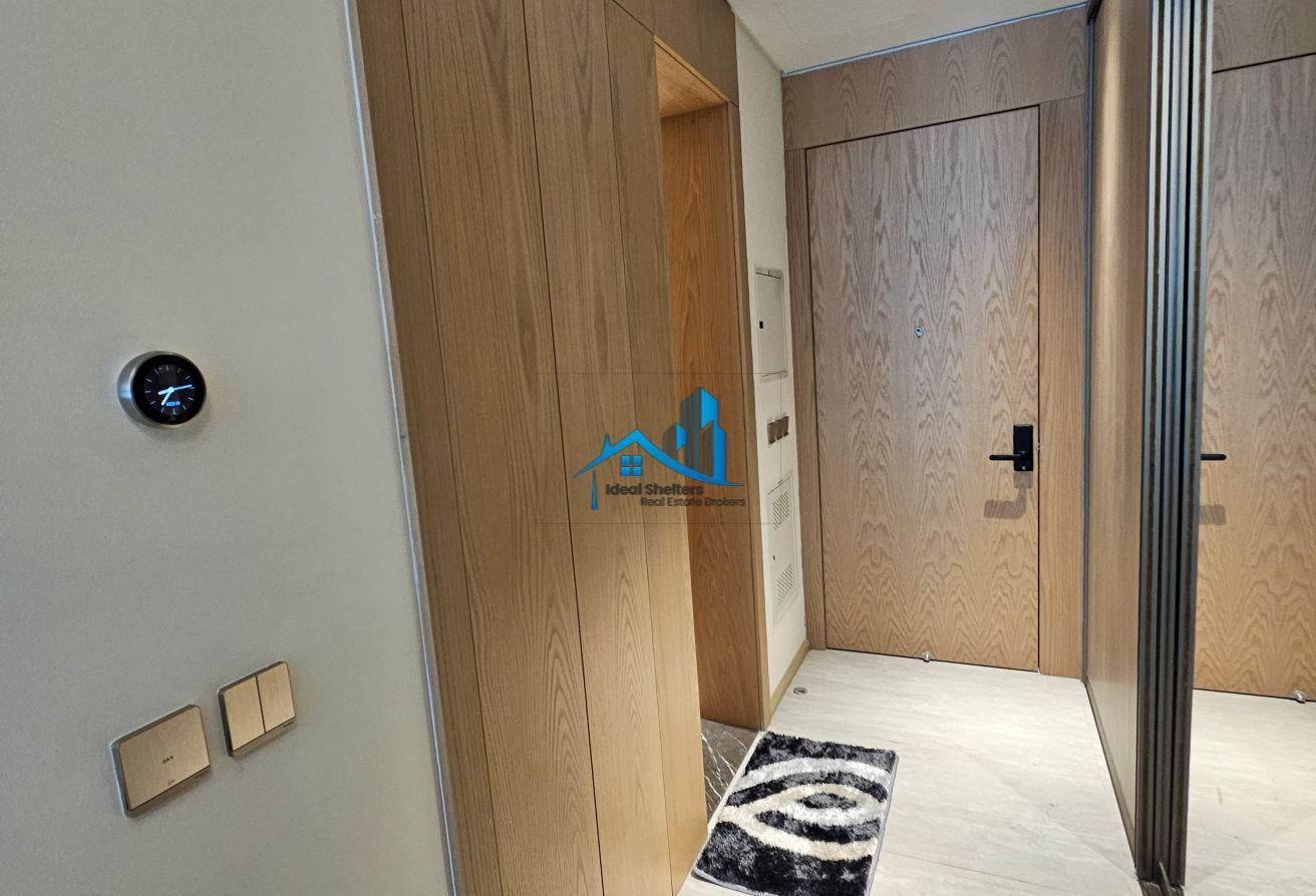 Premium Quality| Big Size| Fully Furnished| 4 Chqs photo 8