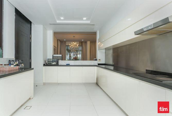 73840318 - Property Image 3