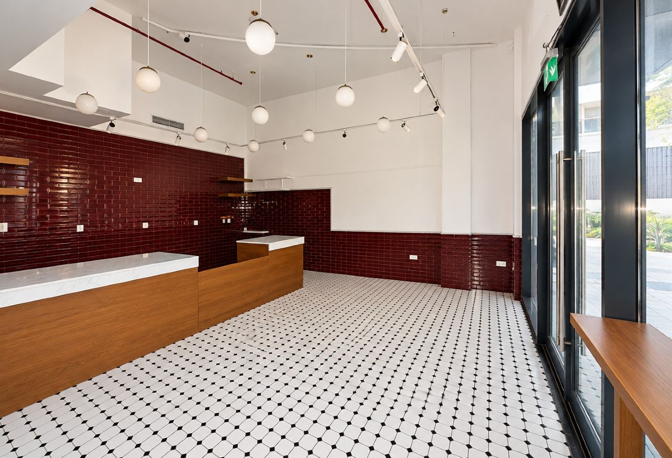 Prime Corner Shop |Fully Furnished |Ready to Trade gallery image