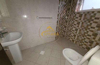 Apartment - 2 Bedrooms - 2 Bathrooms for rent in Abu Shagara building - Abu shagara - Sharjah