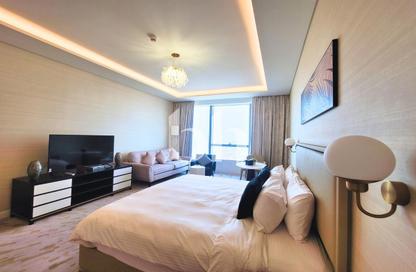 Apartment - Studio - 1 Bathroom for rent in The Palm Tower - Palm Jumeirah - Dubai