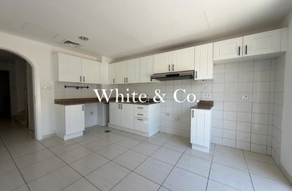 Villa - 2 Bedrooms - 3 Bathrooms for rent in Springs 2 - The Springs - Dubai Villa - 2 Bedrooms - 3 Bathrooms for rent in Springs 2 - The Springs - Dubai