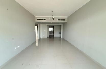Apartment - 2 Bedrooms - 3 Bathrooms for rent in Al Khan Corniche - Al Khan - Sharjah