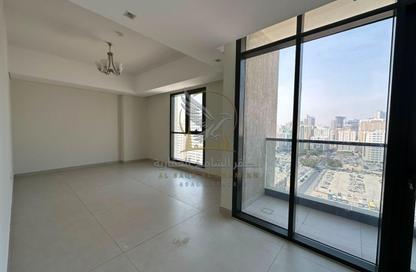 Apartment - 2 Bedrooms - 2 Bathrooms for rent in Abu shagara Building 2 - Budaniq - Al Qasimia - Sharjah