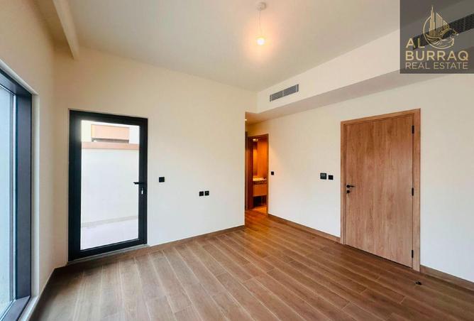 136565266 - Property Image 2