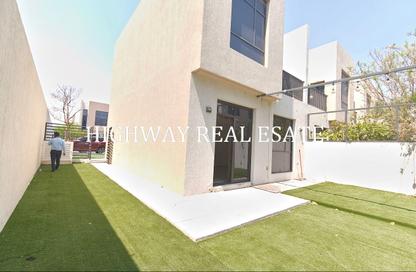 Townhouse - 2 - 4 for rent in Nasma Residence - Al Tai - Sharjah