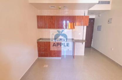 Apartment - Studio - 1 Bathroom for rent in Muwaileh 3 Building - Muwaileh - Sharjah