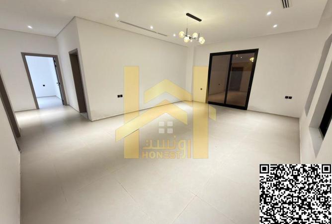 74246201 - Property Image 2