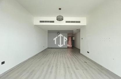 Apartment - 2 Bedrooms - 2 Bathrooms for rent in Millennium Executive Tower - Sheikh Zayed Road - Dubai